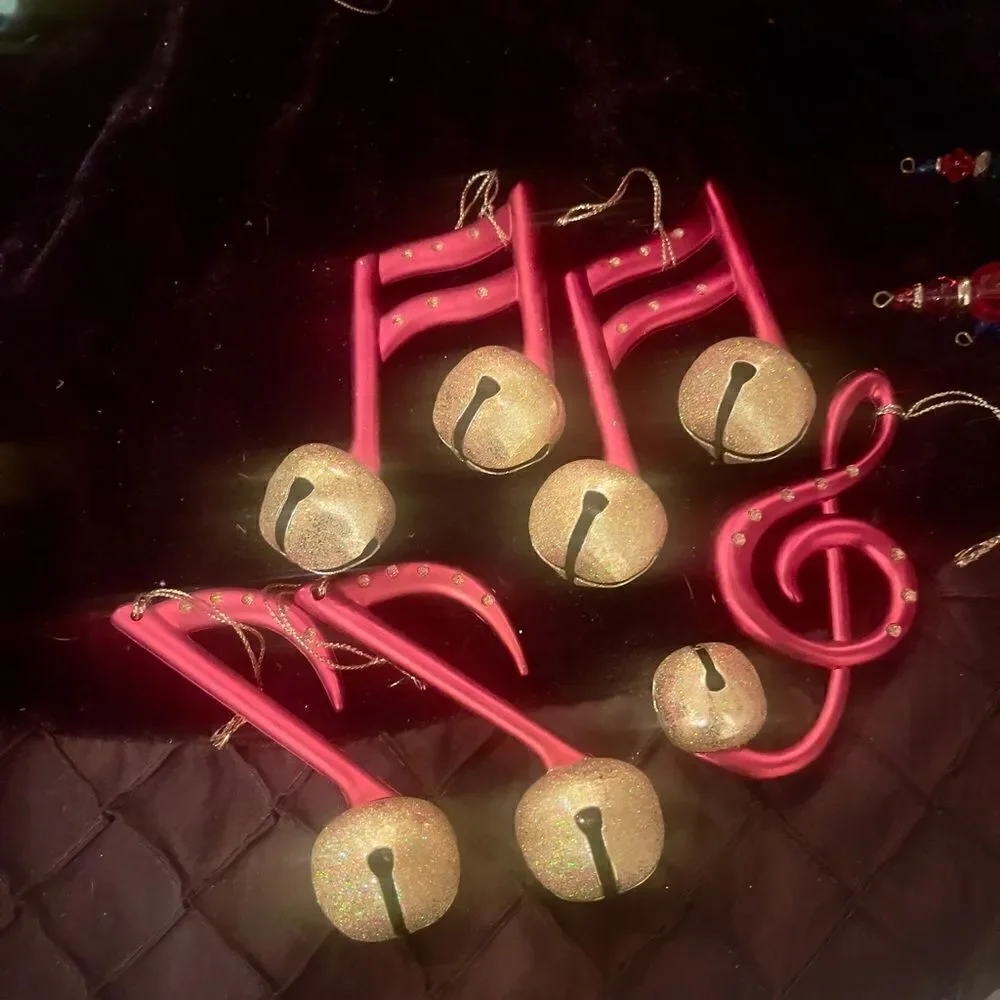 Musical Note Ornament Set!
